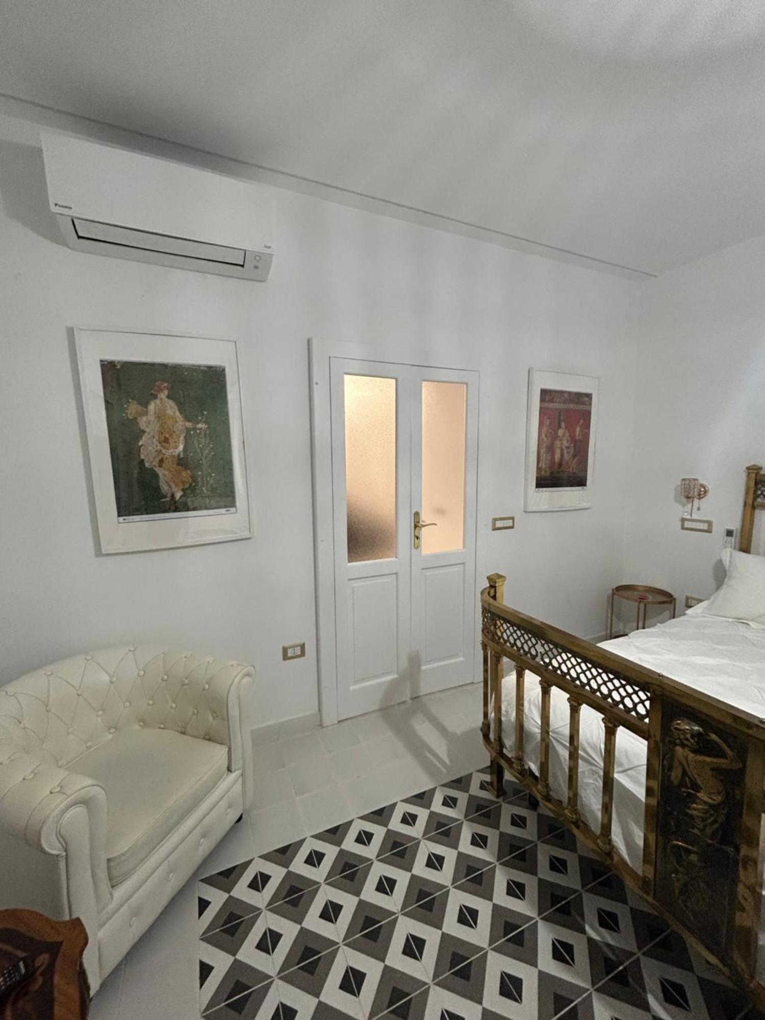 Casa Mariarosaria Lejlighed Napoli Eksteriør billede