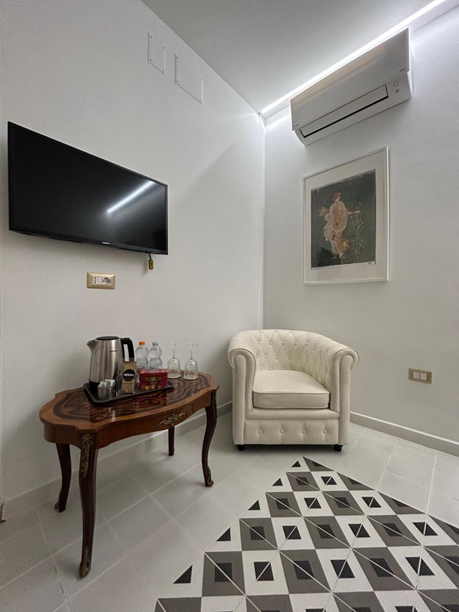 Casa Mariarosaria Lejlighed Napoli Eksteriør billede